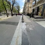 Zzz Montaigne - Paris 8
